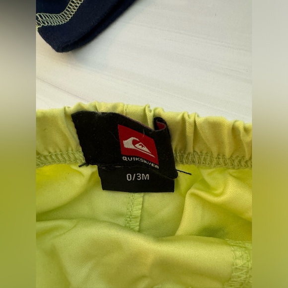 QUICKSILVER BABY CLOTHES BUNDLE!! - Picture 5 of 6